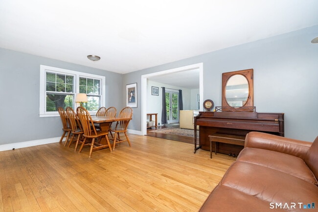 Building Photo - 256 Baldwin Hill Rd