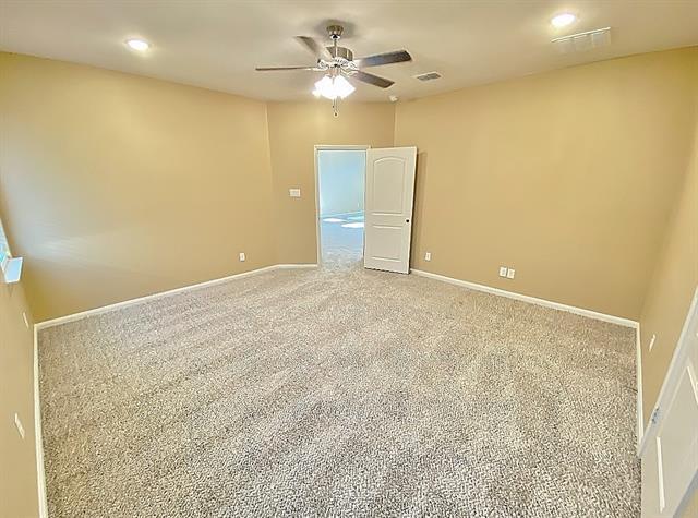 Building Photo - 918 Primrose Dr