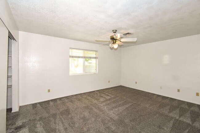 Building Photo - 3477 E Cuadrilla Ln