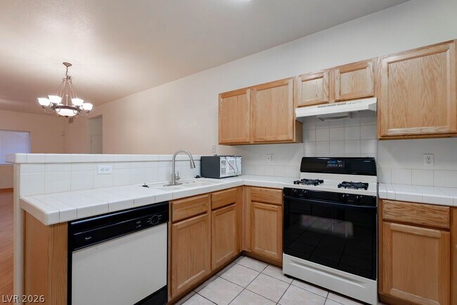 Building Photo - 2153 Jasper Bluff St