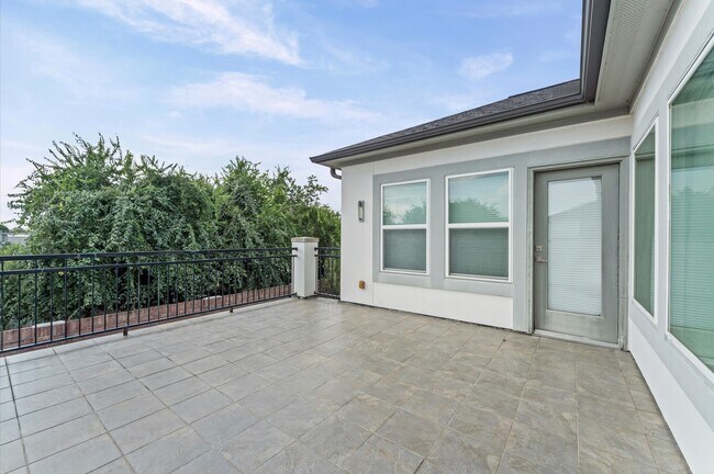 Building Photo - 1822 Jade Hollow Ln