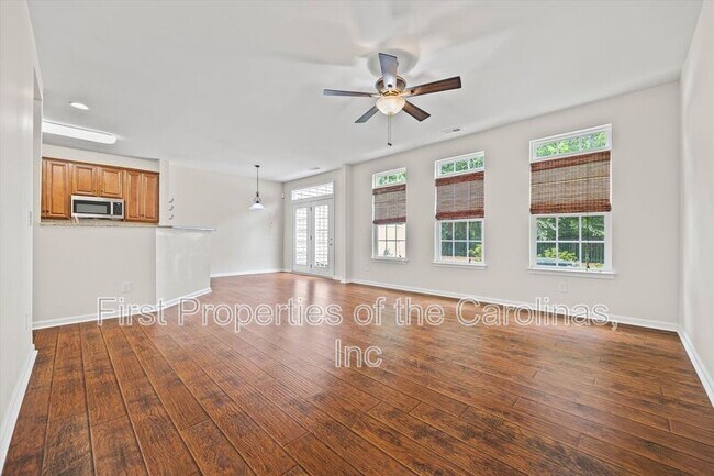 Building Photo - 9736 Springholm Dr