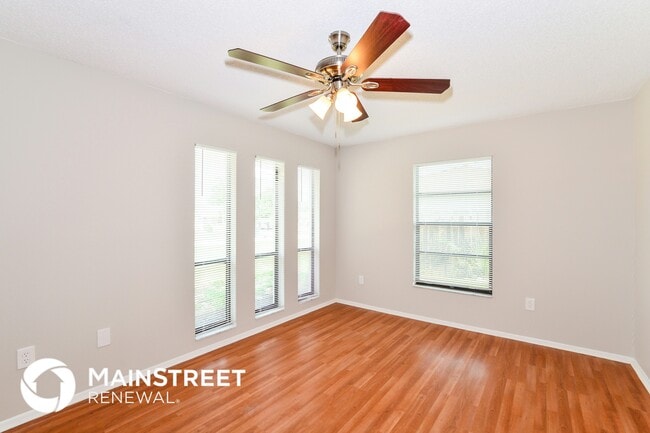 Building Photo - 980 Butia St