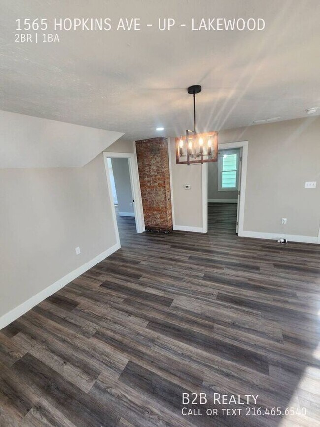 Building Photo - 1565 Hopkins Ave