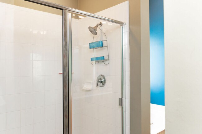 Building Photo - 2009 Paradise Oaks Ct