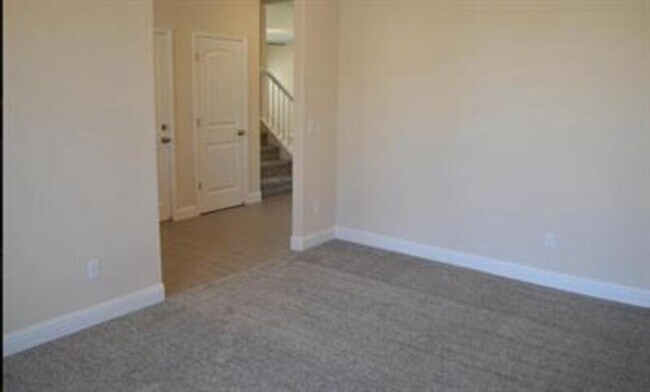 Building Photo - 2406 Gabriel Dr