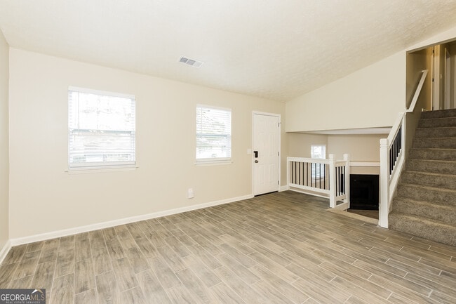 Building Photo - 5437 Mallard Trail