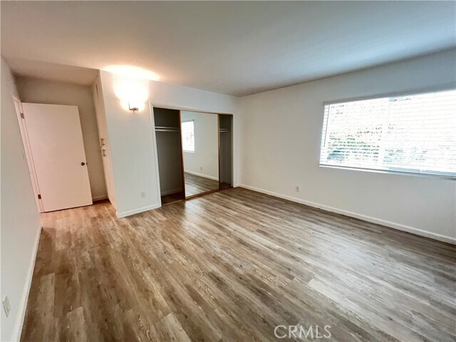 Building Photo - 25081 La Cresta Dr