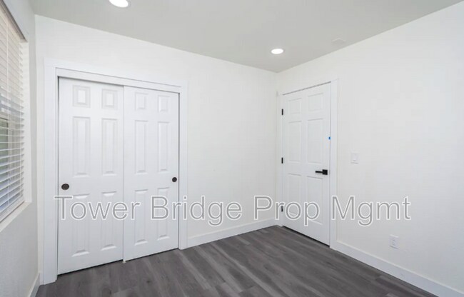 Building Photo - 3741 Jasmine St