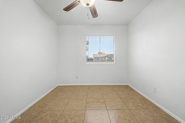 Building Photo - 9010 W Griswold Rd
