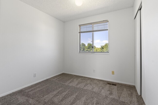 Building Photo - 3528 W 5660 S