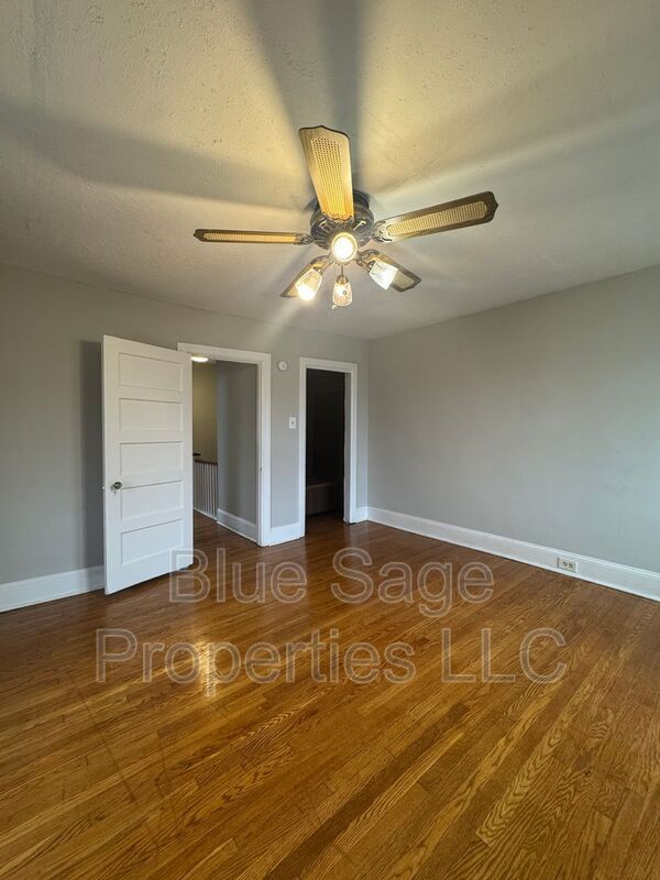 Building Photo - 124 N Pennock Ave