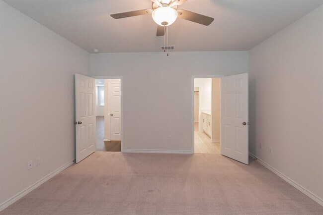 Building Photo - 5302 Mulberry Grove Ln