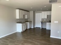 Building Photo - 2942 Evans Ave