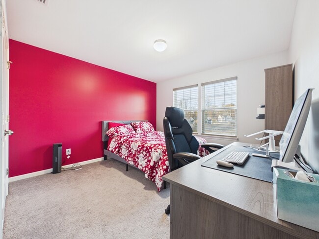 Building Photo - 4111 Stockbrook Dr