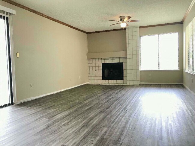 Building Photo - 3209 Ventana Hills Dr