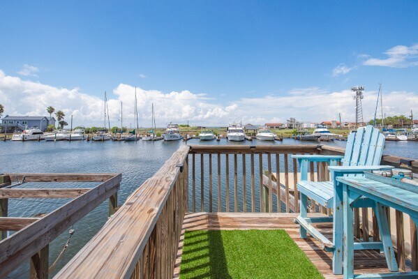 Building Photo - 15325 Bonasse Ct