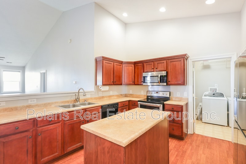 Building Photo - 3409 Firethorn Drive