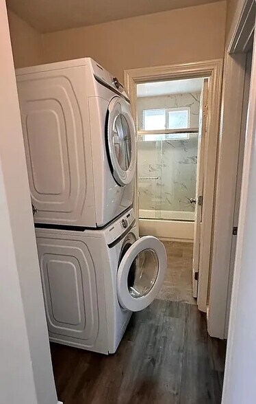 Building Photo - 178 W Los Angeles Dr