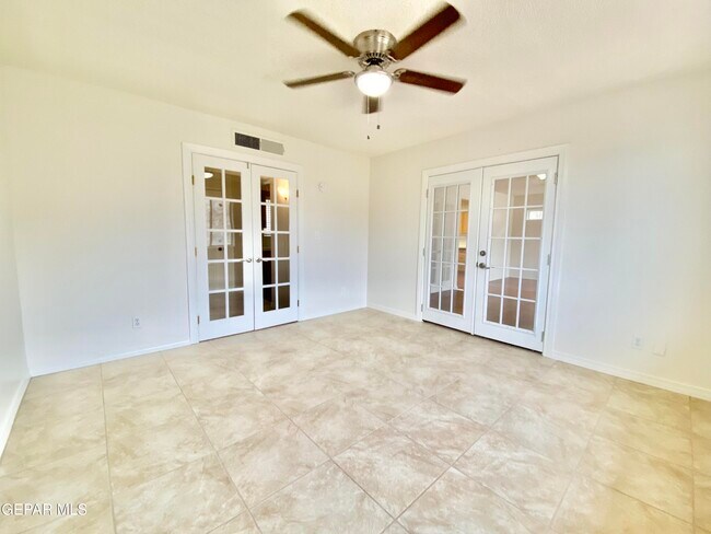 Building Photo - 308 Cabaret Dr