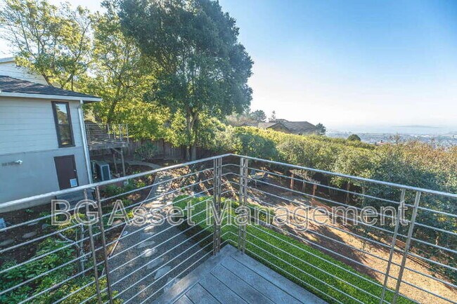 Building Photo - 1411 Arlington Blvd