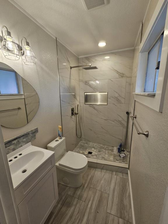 Building Photo - 2502 E Poplar Ave