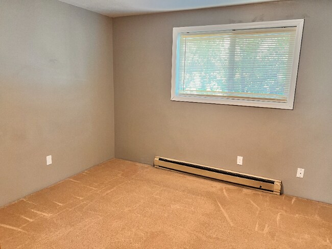 Building Photo - 117 E Euclid Ave