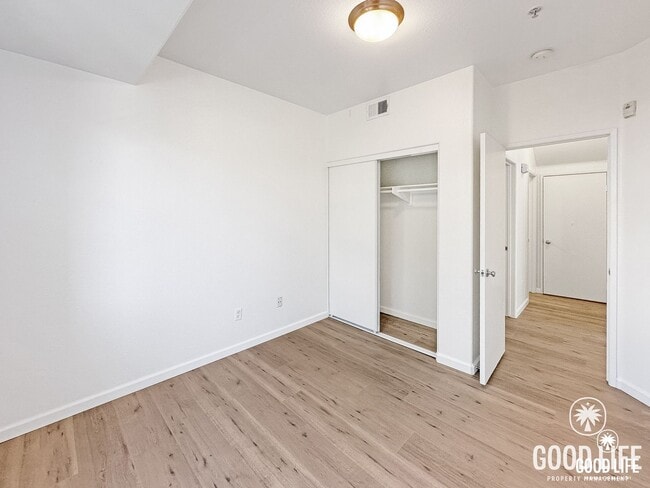 Building Photo - Luxury 3-Level Residence | Designer Remodel in San Diego