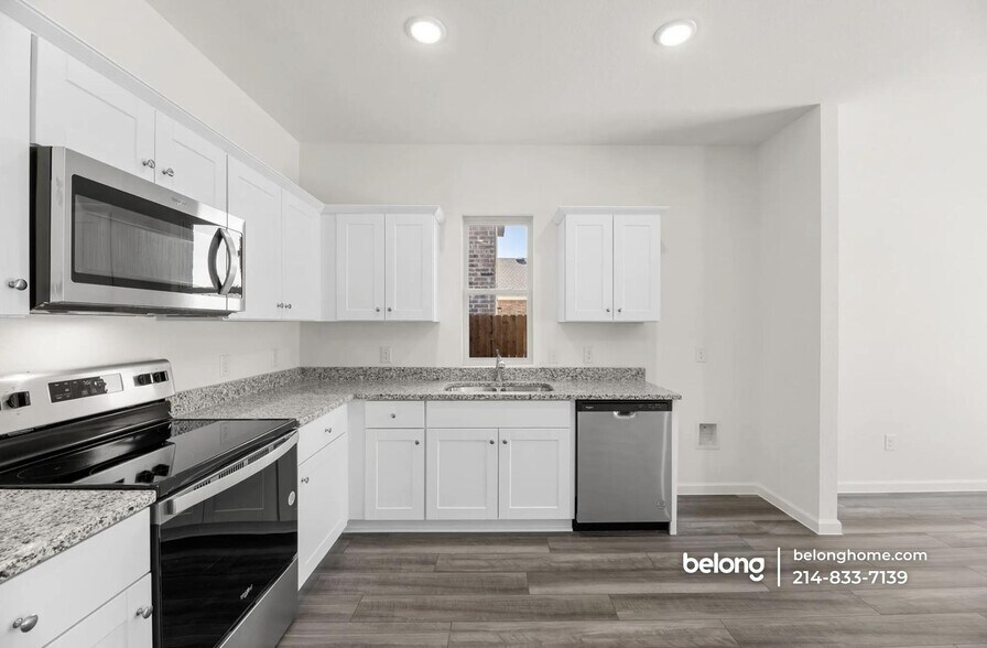 Building Photo - 10308 Holy Cross Ln