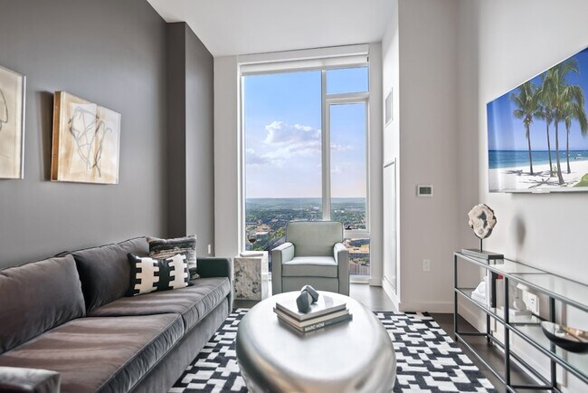 Building Photo - 515 Church St