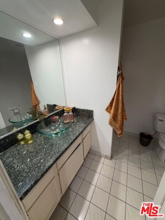 Building Photo - 1215 Brockton Ave