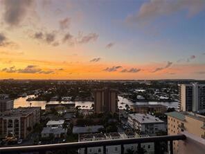 Building Photo - 405 N Ocean Blvd