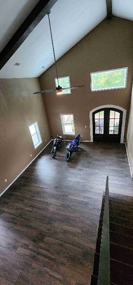 Building Photo - 6835 Purvis Ln