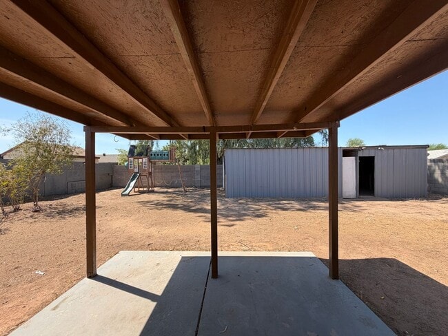 Building Photo - 3Bed 1 Bath Peoria House