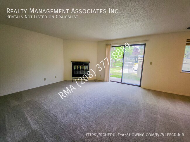Building Photo - 3639 S Gekeler Ln