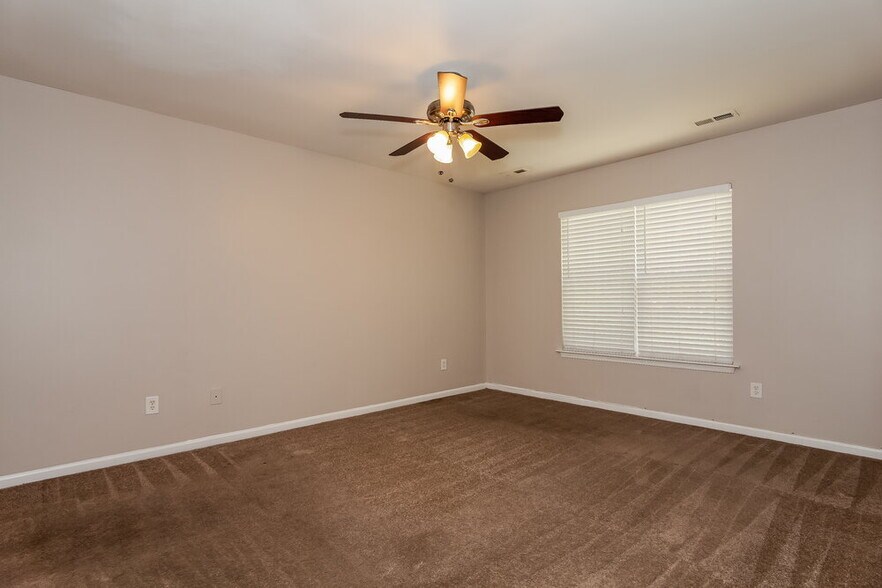 Building Photo - 2618 Marmac Rd