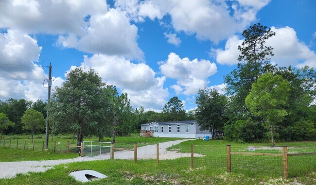 Building Photo - 7662 Monongahela Ave