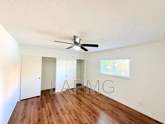 Building Photo - 207 N Mathews St