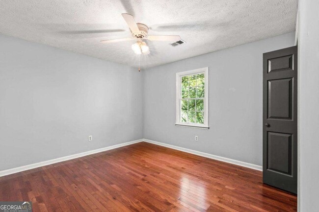 Building Photo - 129 Rockspray Ridge