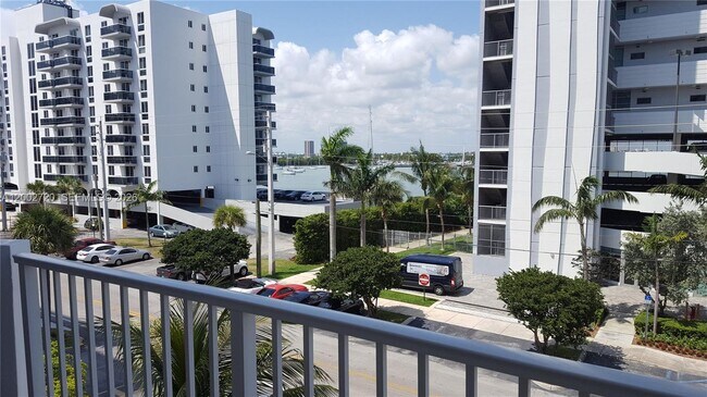 Building Photo - 7933 West Dr