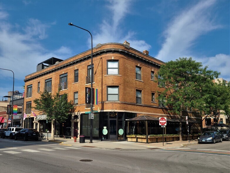Building Photo - 3335 N Halsted St