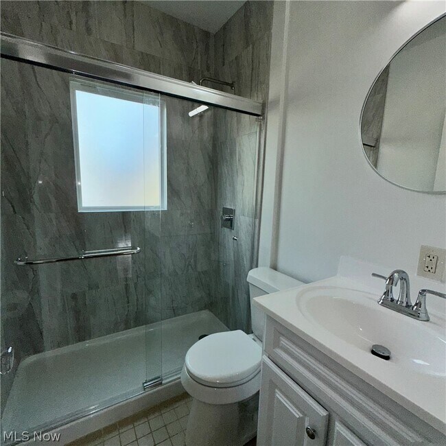 Building Photo - 1275 Clifton Prado