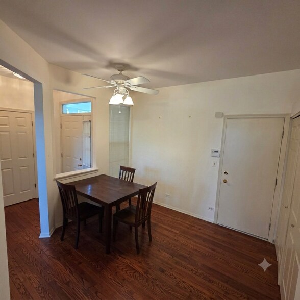 Building Photo - 5395 Elizabeth Place