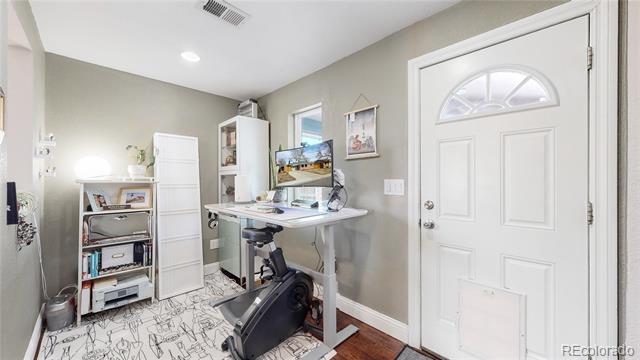 Building Photo - 6025 W 61st Ave