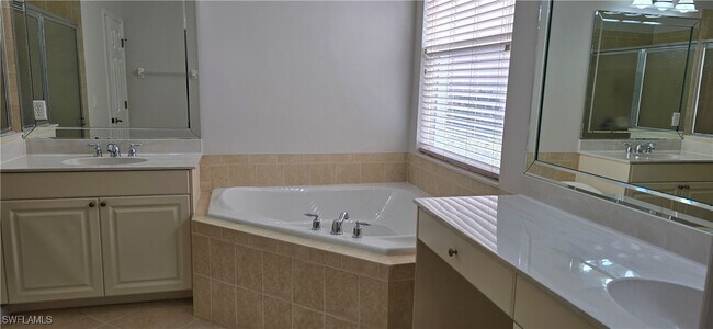 Building Photo - 7856 Founders Cir