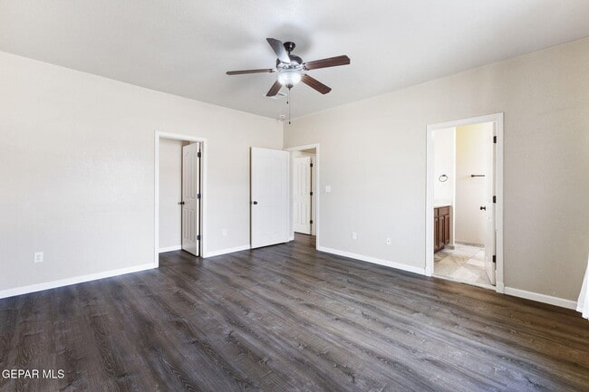 Building Photo - 11107 Redstone Cove Dr