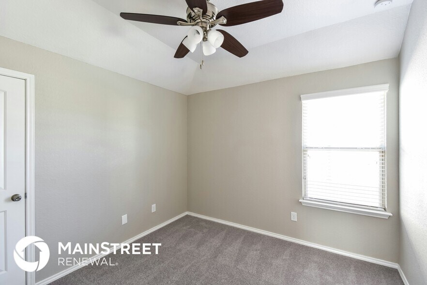 Building Photo - 6523 Candlecrest Ct