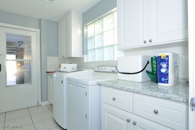 Building Photo - 28010 Boccaccio Way