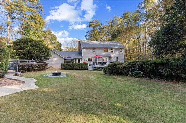 Building Photo - 1532 Huntingdon Trail