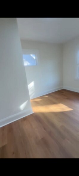 Building Photo - 1052 Greyton Rd